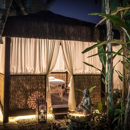 Casa Nostra Boutique Hotel パラチ エクステリア 写真
