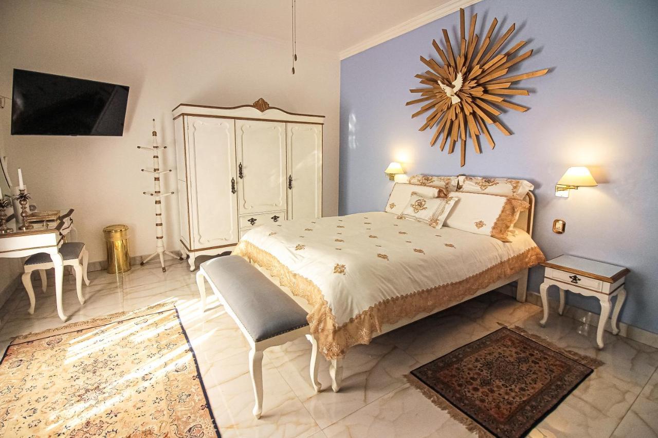 Casa Nostra Boutique Hotel パラチ エクステリア 写真