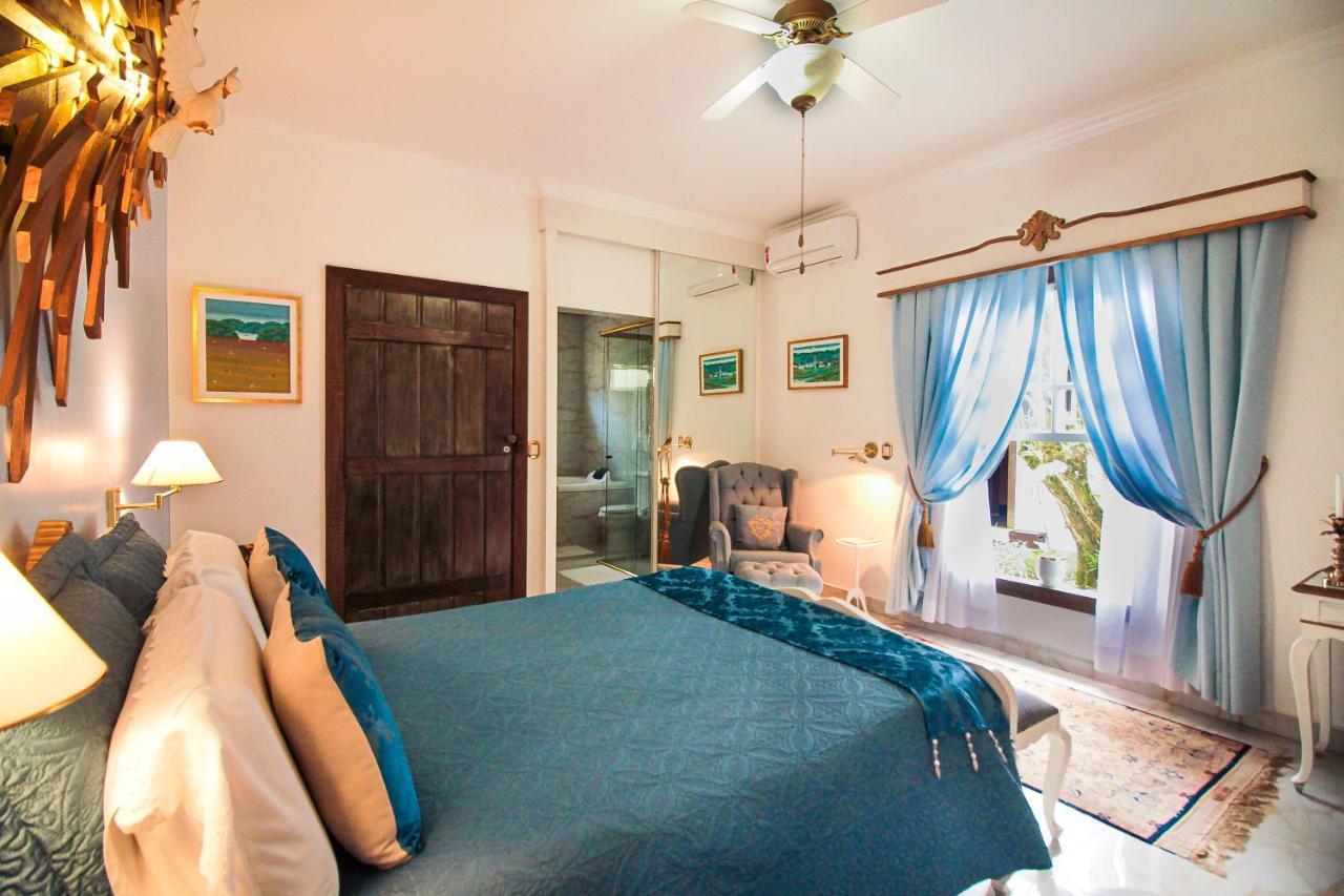 Casa Nostra Boutique Hotel パラチ エクステリア 写真